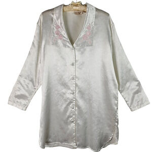 Vintage Gold Label Victorias Secret flannel lined white brocade nightshirt Small